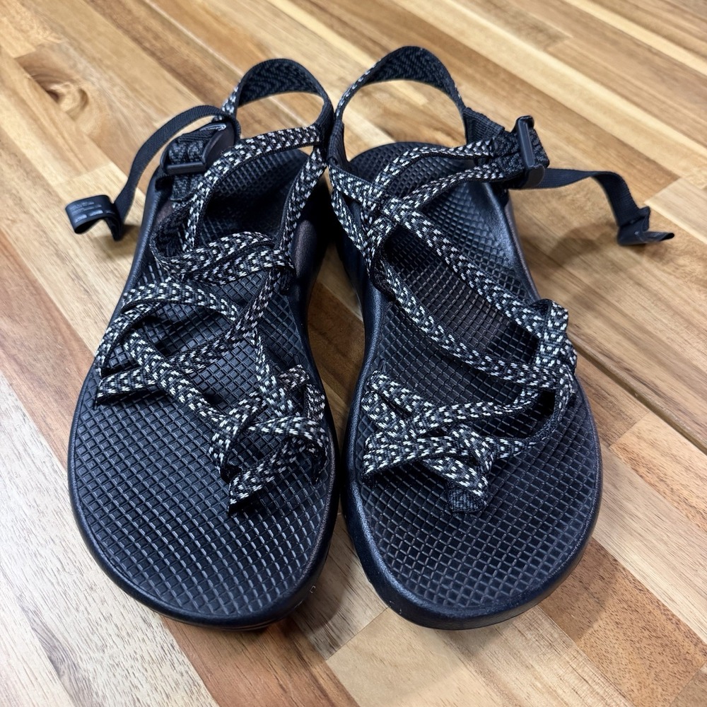 Chaco Womens ZX/2 Sandals Sz 9 Black Strappy Adjustable Hiking Outdoor Shoes EUC